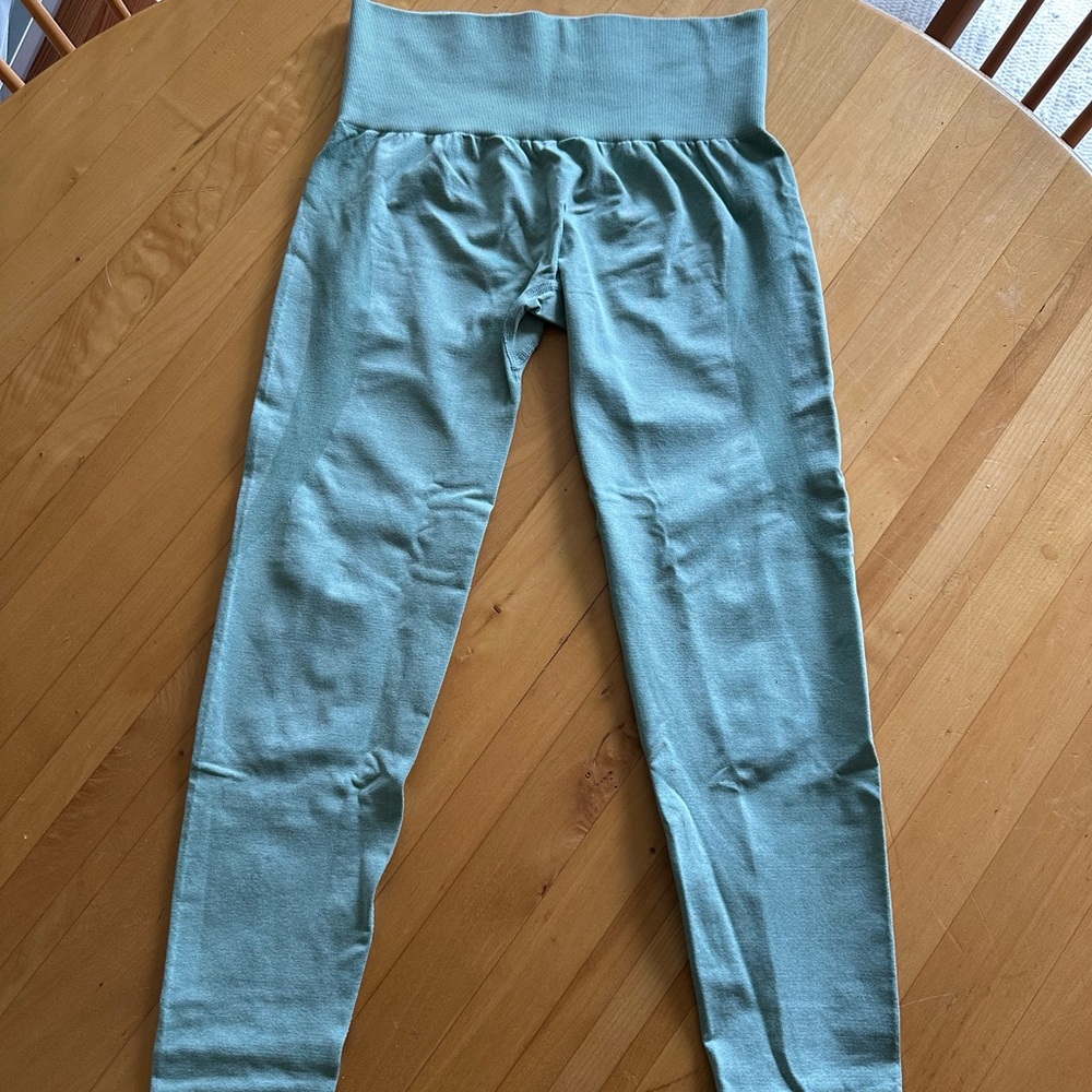 NVGTN light green leggings